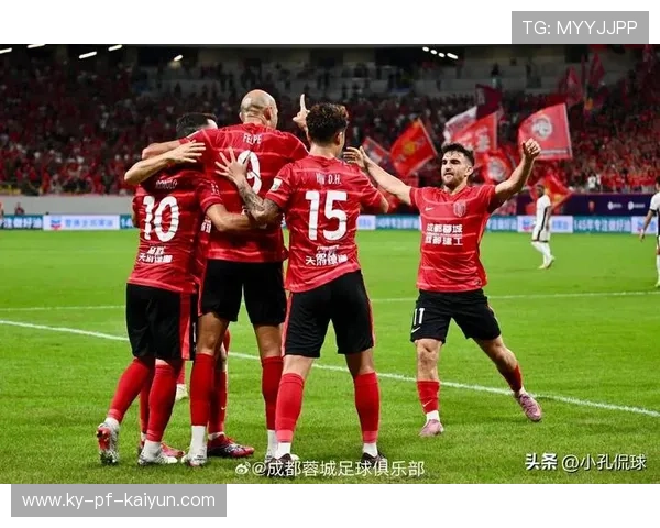 中超最新积分战报：成都蓉城领先地位动摇，上海上港保持领头羊