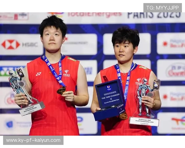 刘圣书女双夺冠，技战术完美结合：冠军背后的智慧与坚持